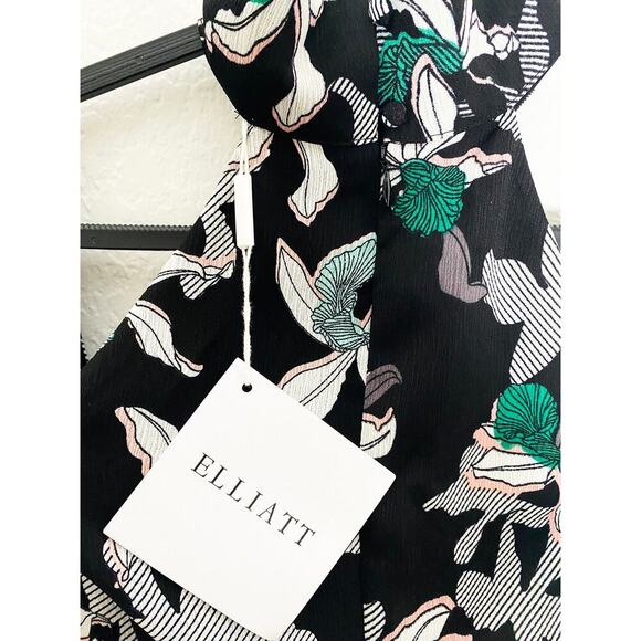 Elliatt Womens Awakening Dress Floral Print Off Shoulder Halter Cut Out Mini NWT - Picture 11 of 13